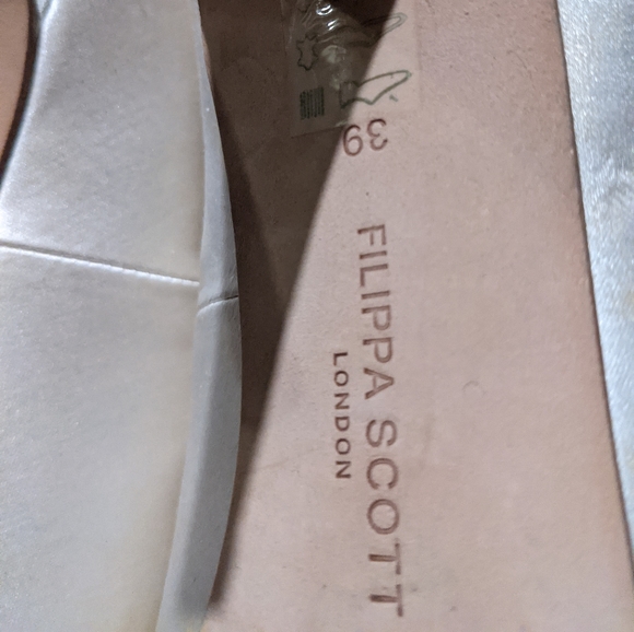 Filippa Scott - Picture 2 of 4